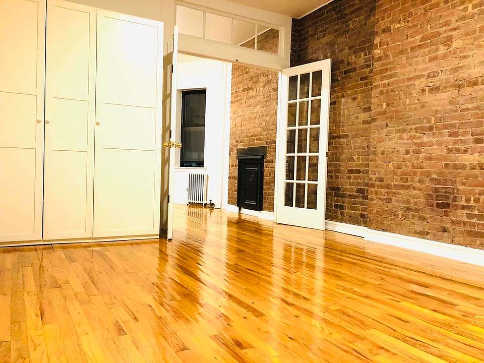 1st image of 204 E 32nd St #3FW