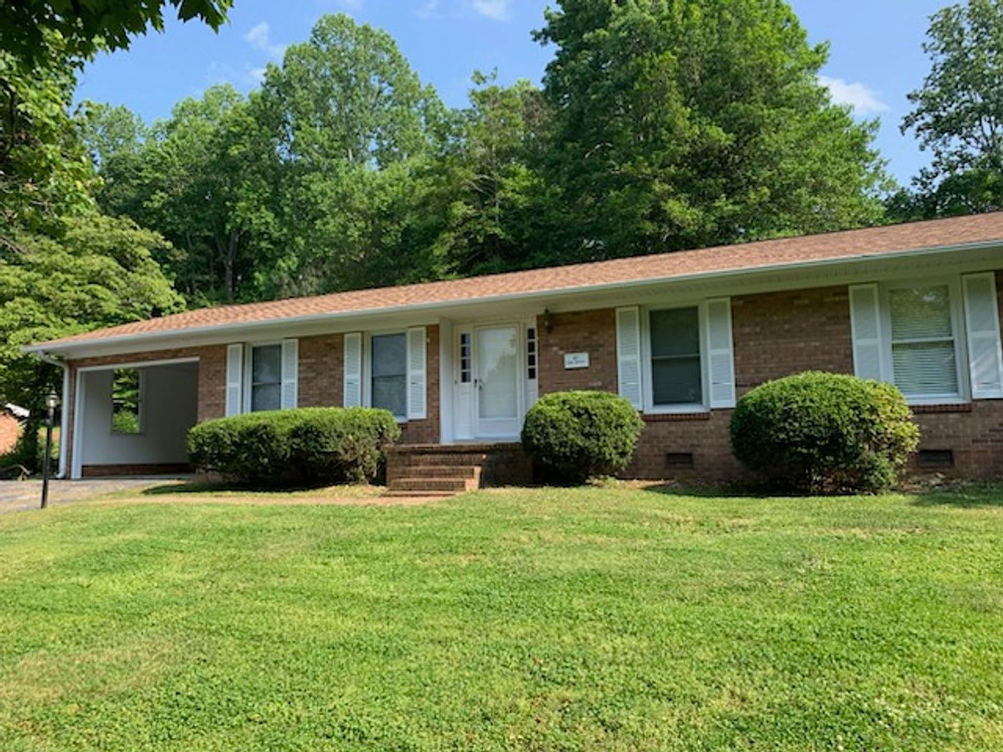 165 Elm St, Mocksville, NC 27028 Zillow