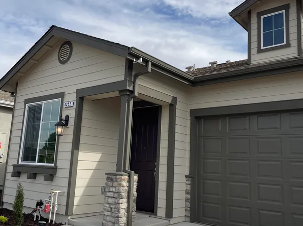 (undisclosed Address), Riverbank, CA 95367