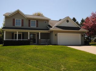 1116 Redwood Ct, Delavan, WI 53115