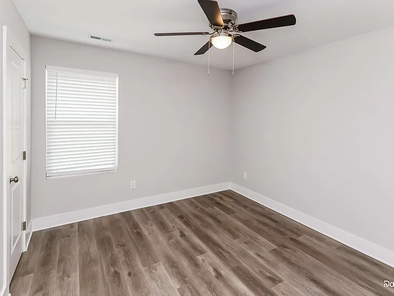 1207A Birch St — Photo 13