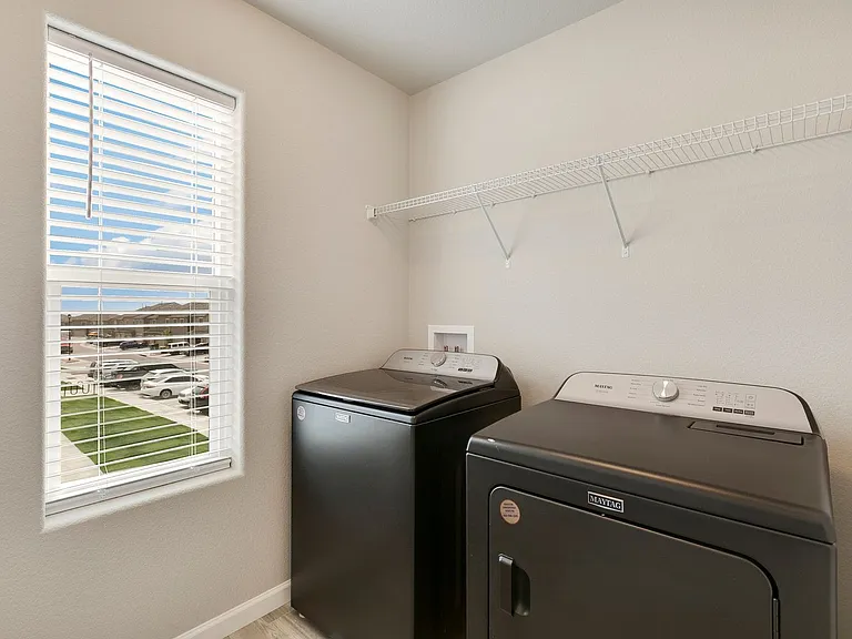 875 Petra Hts — Photo 13