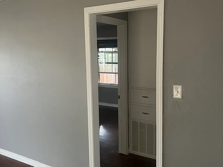 3920 NW 15th St — Photo 3
