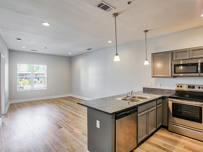 LTL Royal Palms Baton Rouge MT LLC — Photo 64