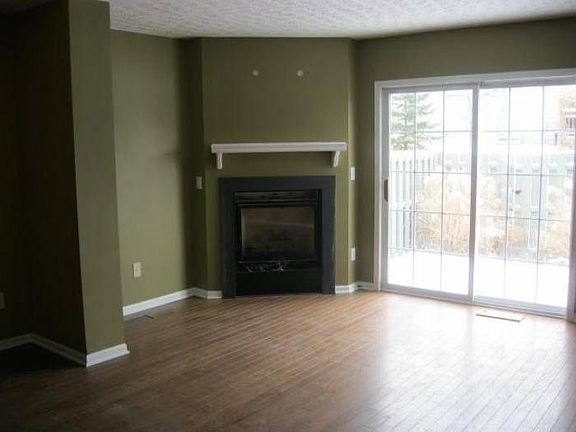 3rd image of 5638 Blendonridge Dr