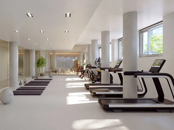 98 Front Street image 10 of 13