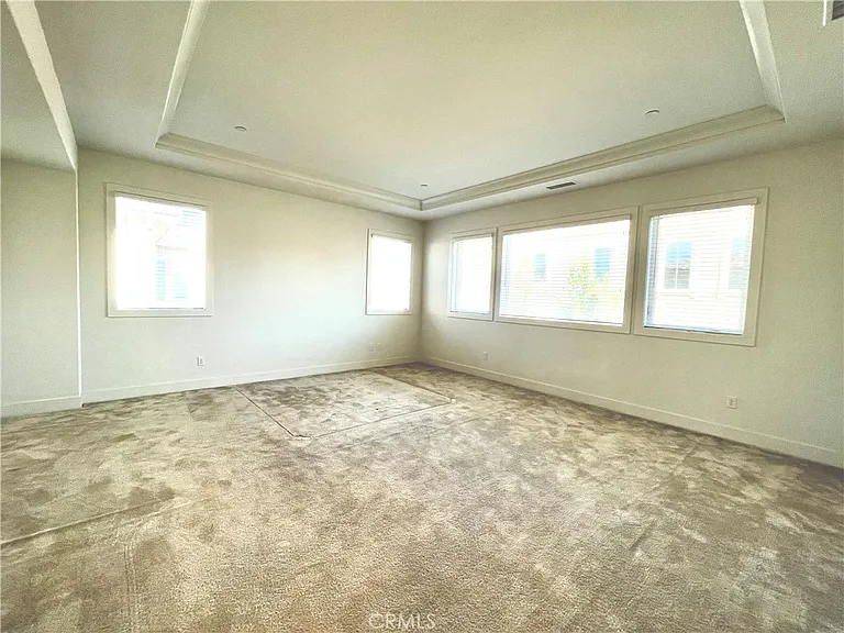 12040 Estrella Pl — Photo 15