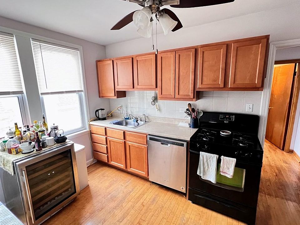 1st image of 4752 N Lotus Ave #2E