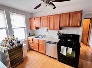 4752 N Lotus Ave #2E, Chicago, IL 60630