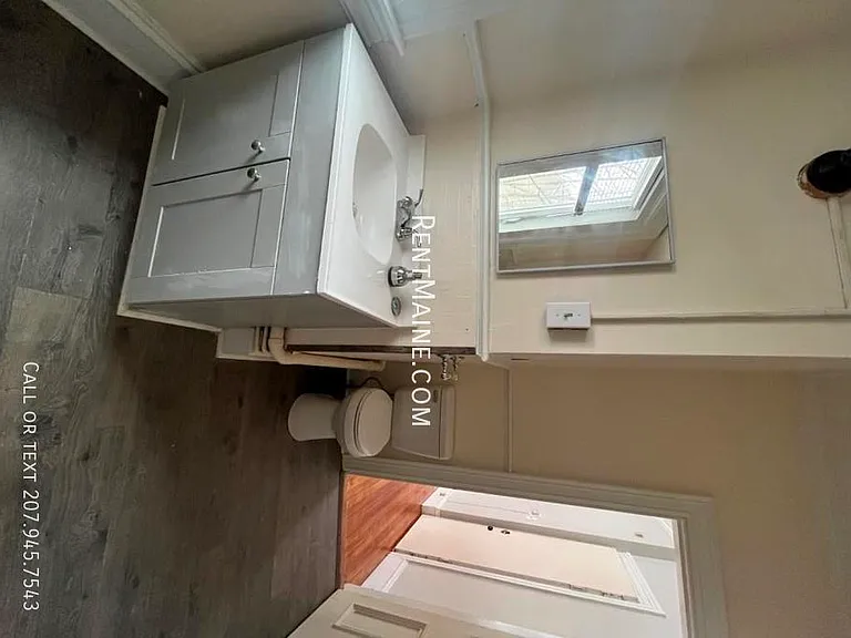 24 Grove St #E — Photo 12