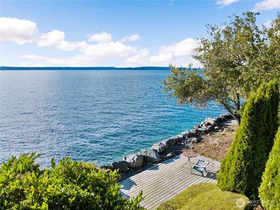 2563 Perkins Lane W, Seattle, WA, 98199