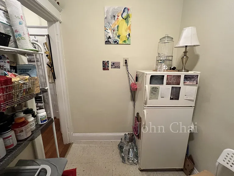 64 Woodstock Ave #10 — Photo 13