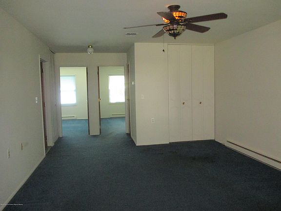 4th image of 470D Thornbury Ct #1004