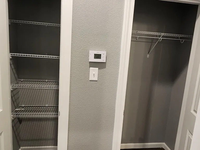2204 Everett Dr — Photo 18
