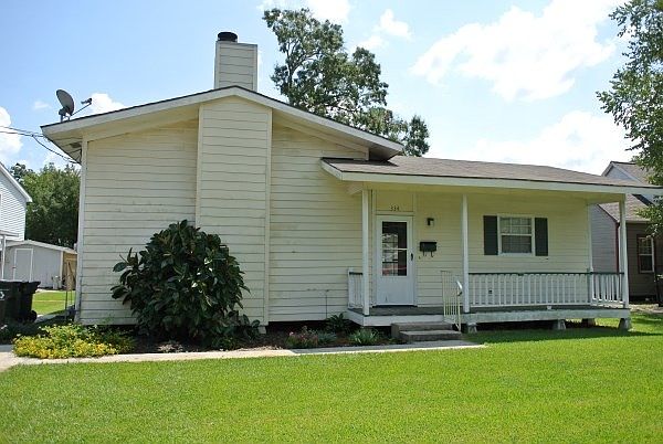 1st image of 334 Magnolia Ave