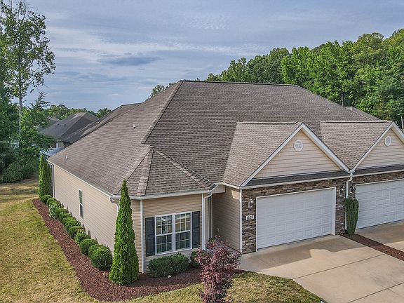 5th image of 1123 Lake Michael Way