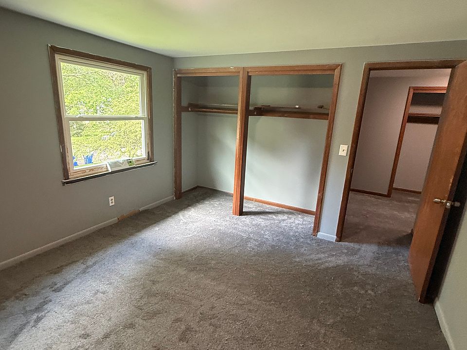 2nd image of 152 Marine Dr #152