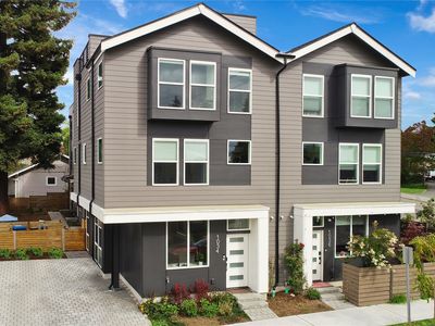 1034 NE 72nd Street, Seattle, WA, 98115