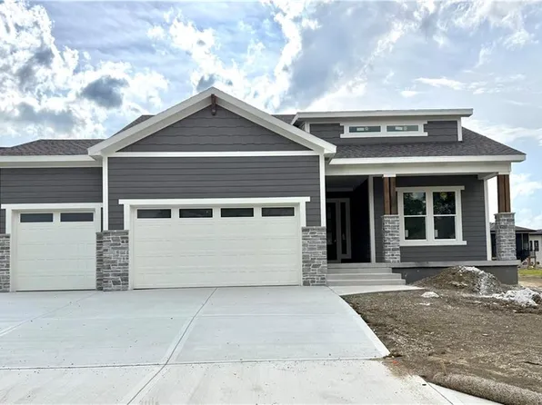 12713 W 174th St, Overland Park, KS 66221