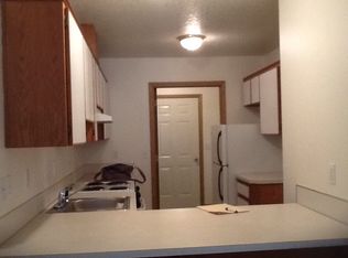 7529 SE Flavel St, Portland, OR 97206