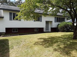 14 Horizon Rd, Browns Mills, NJ 08015