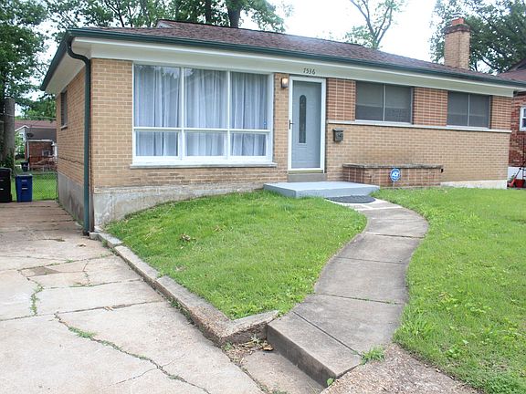 Front Yard + Driveway