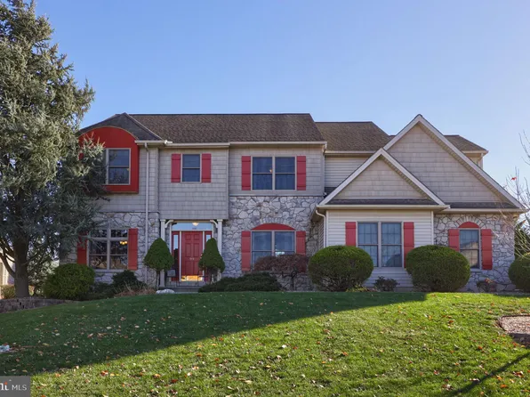 99 Auburn Dr #L-0192, Annville, PA 17003