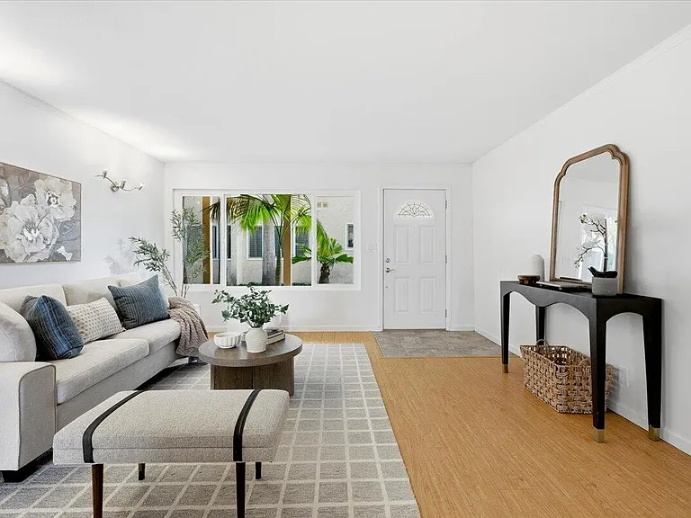405 Ellwood Beach Dr #B — Photo 4