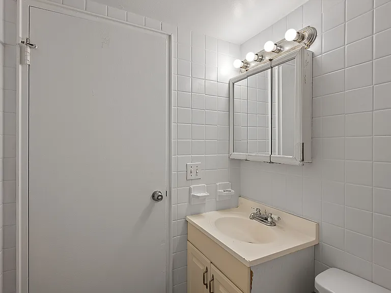 1522 Cedar Ave #2 — Photo 19