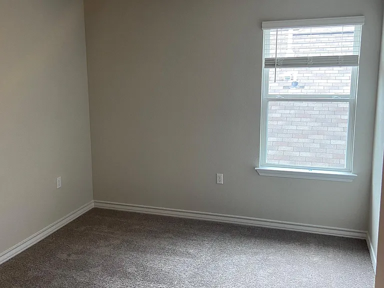 1602 Denesa Dr — Photo 14