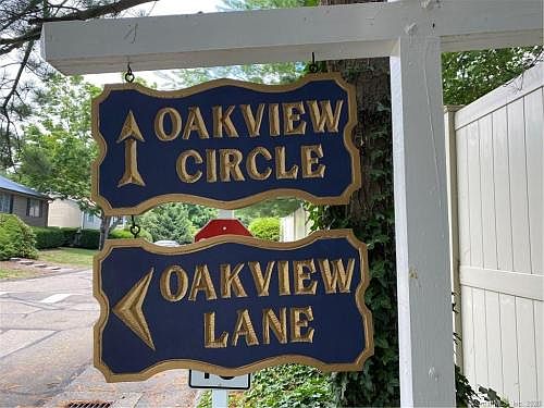 2nd image of 22 Oakview Cir