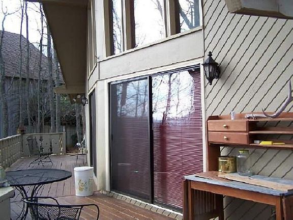 3rd image of 130 Eagle Cir