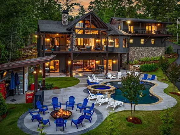 66 Rome Point, Blue Ridge, GA 30513