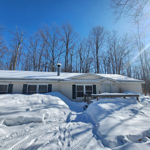 9852 W Greenway Dr, Frederic, MI, 49733