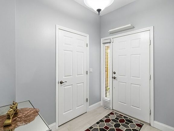 3rd image of 2107 Velvet Leaf Dr