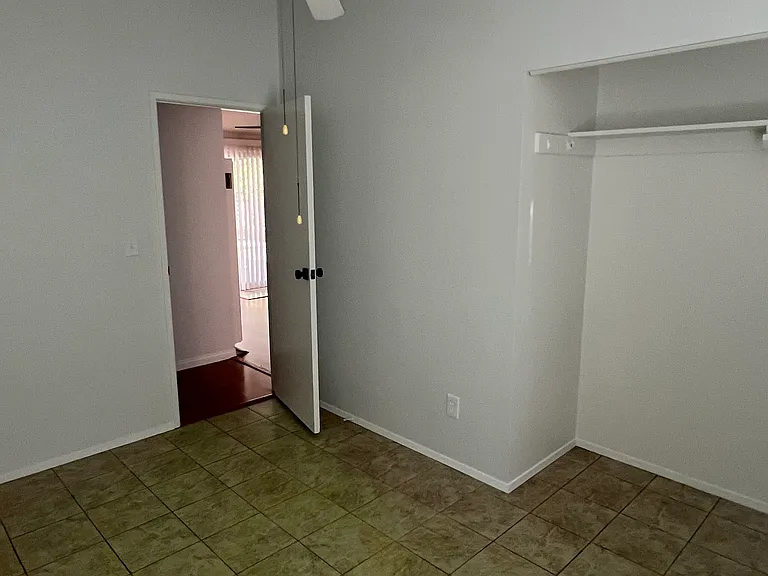 3465 Marathon Dr — Photo 16