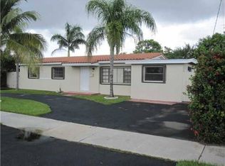 9850 SW 14th St, Miami, FL 33174