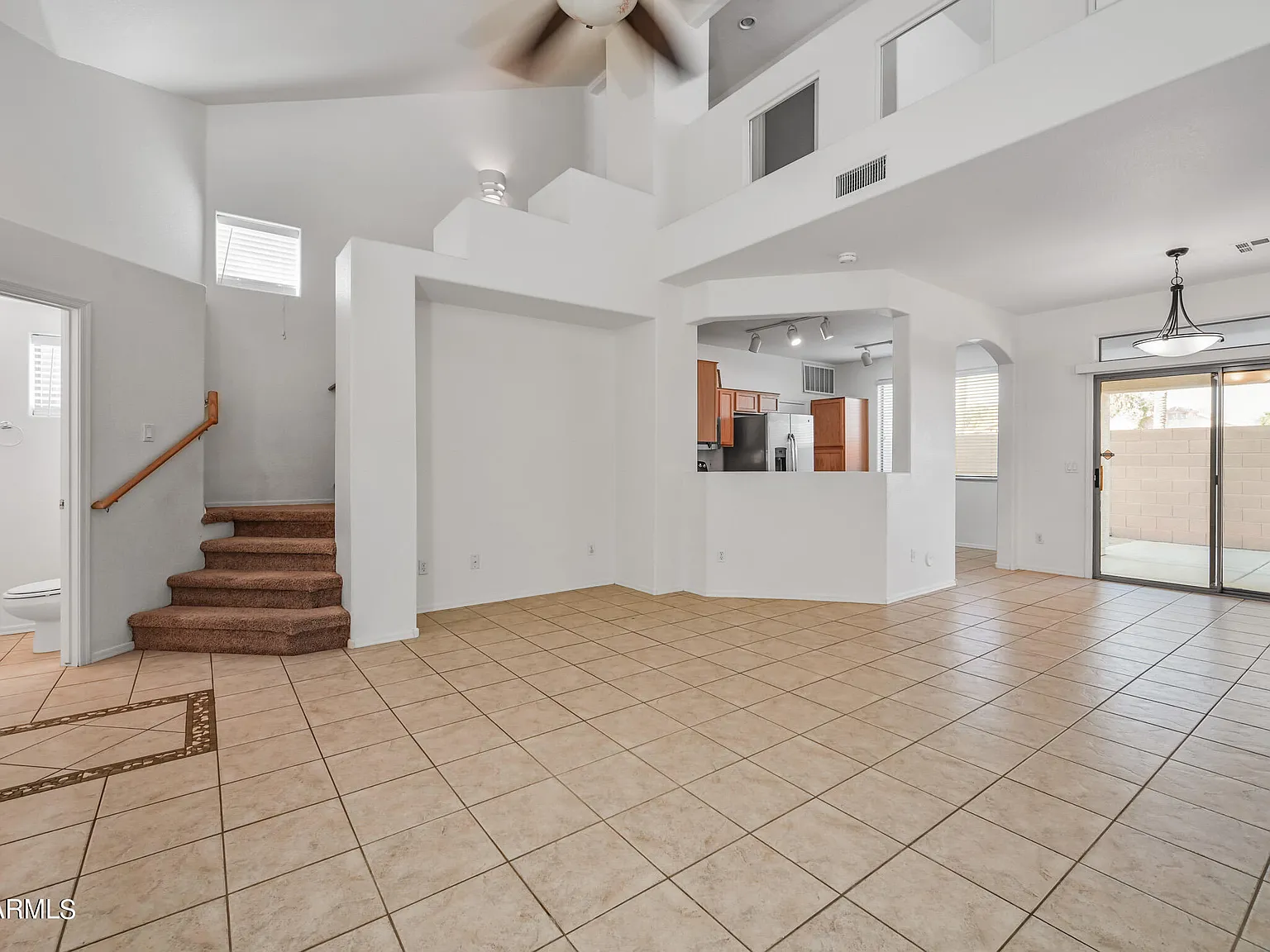 2 bed, 2.5 bath, 1446 sqft, $1,700 — Photo 3