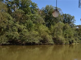 10 E Porters River Rd, Pearl River, LA 70452