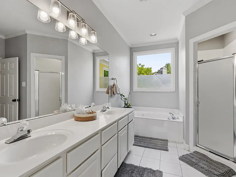 1012 River Currents Dr — Photo 19