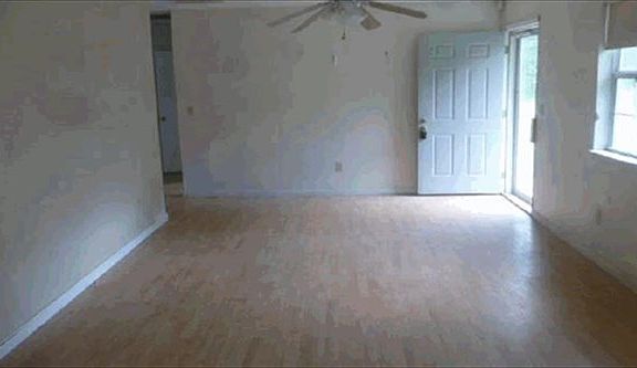 2nd image of 100 NW 125th Ave