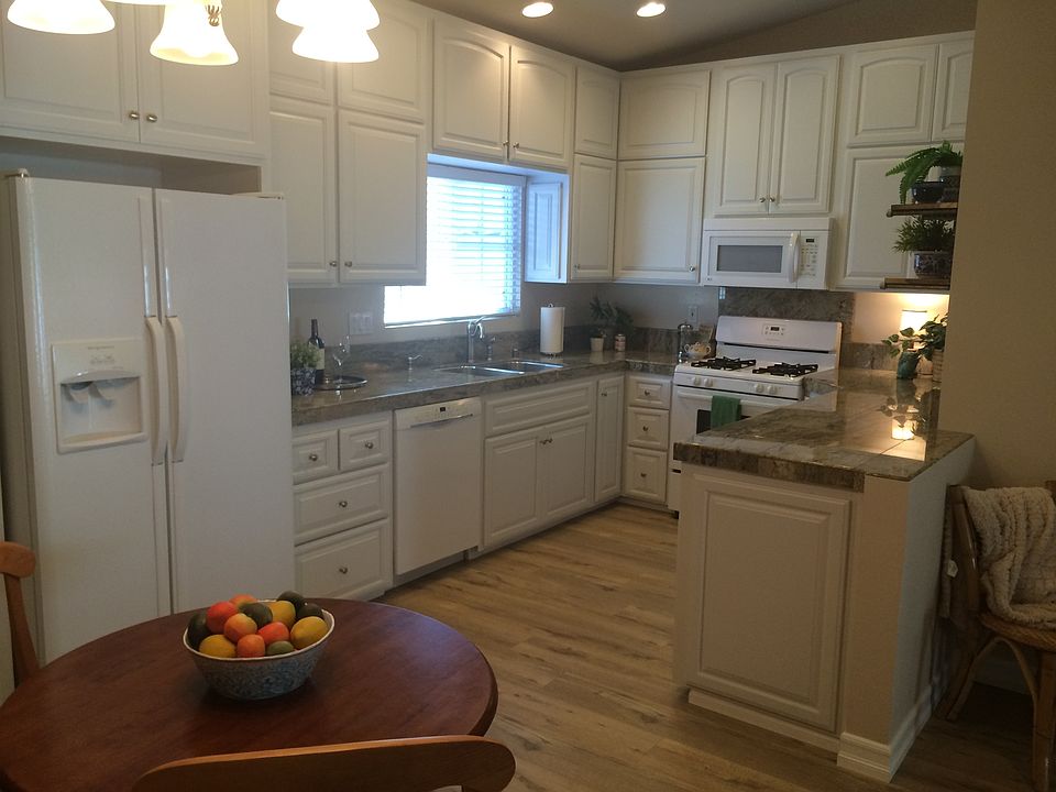 Beautiful upgraded kitchen.