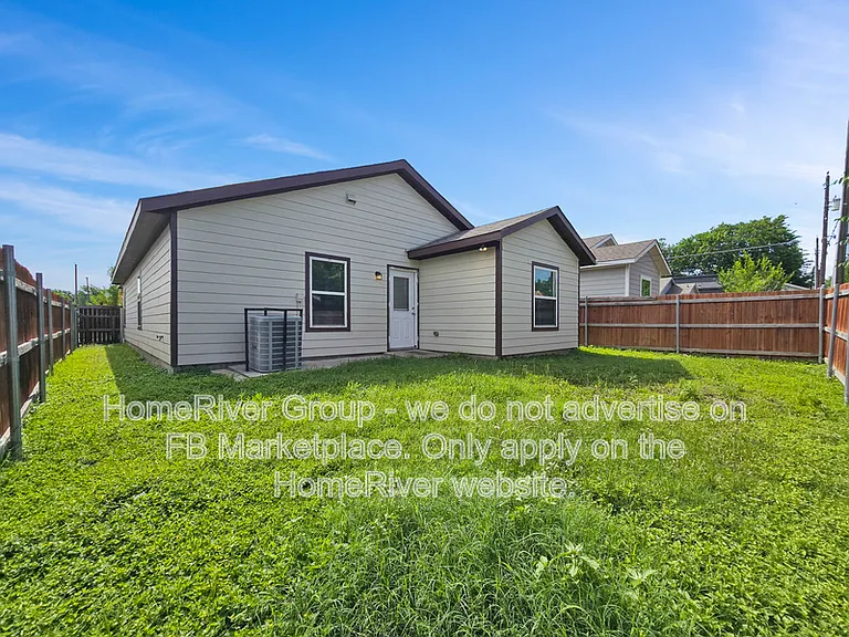 1332 Driess St — Photo 16