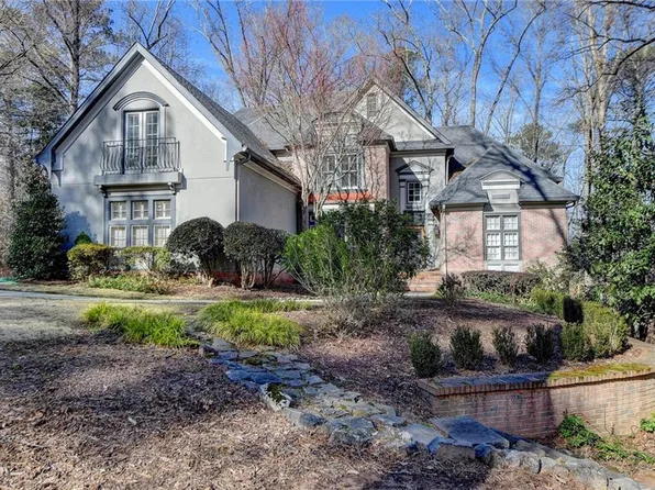 400 Gunston Hall Cir, Milton, GA 30004
