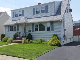 223 Ray St, Garfield, NJ