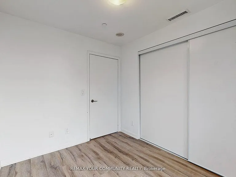 435 Richmond St W #1501 — Photo 17