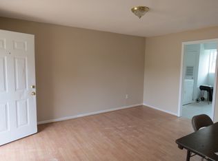 220 Julie Ln #A, Seneca, SC 29678