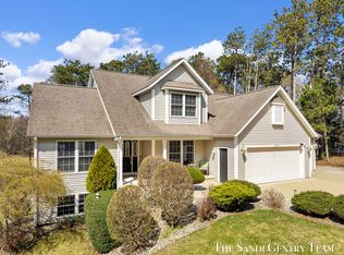 16703 Rich St, Grand Haven, MI 49417