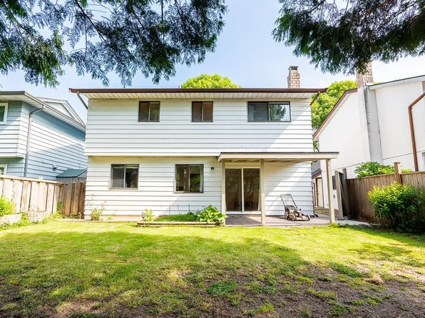 10593 Yarmish Dr, Richmond, BC V7E 5E6