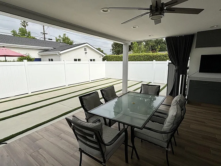 5327 Willis Ave — Photo 9